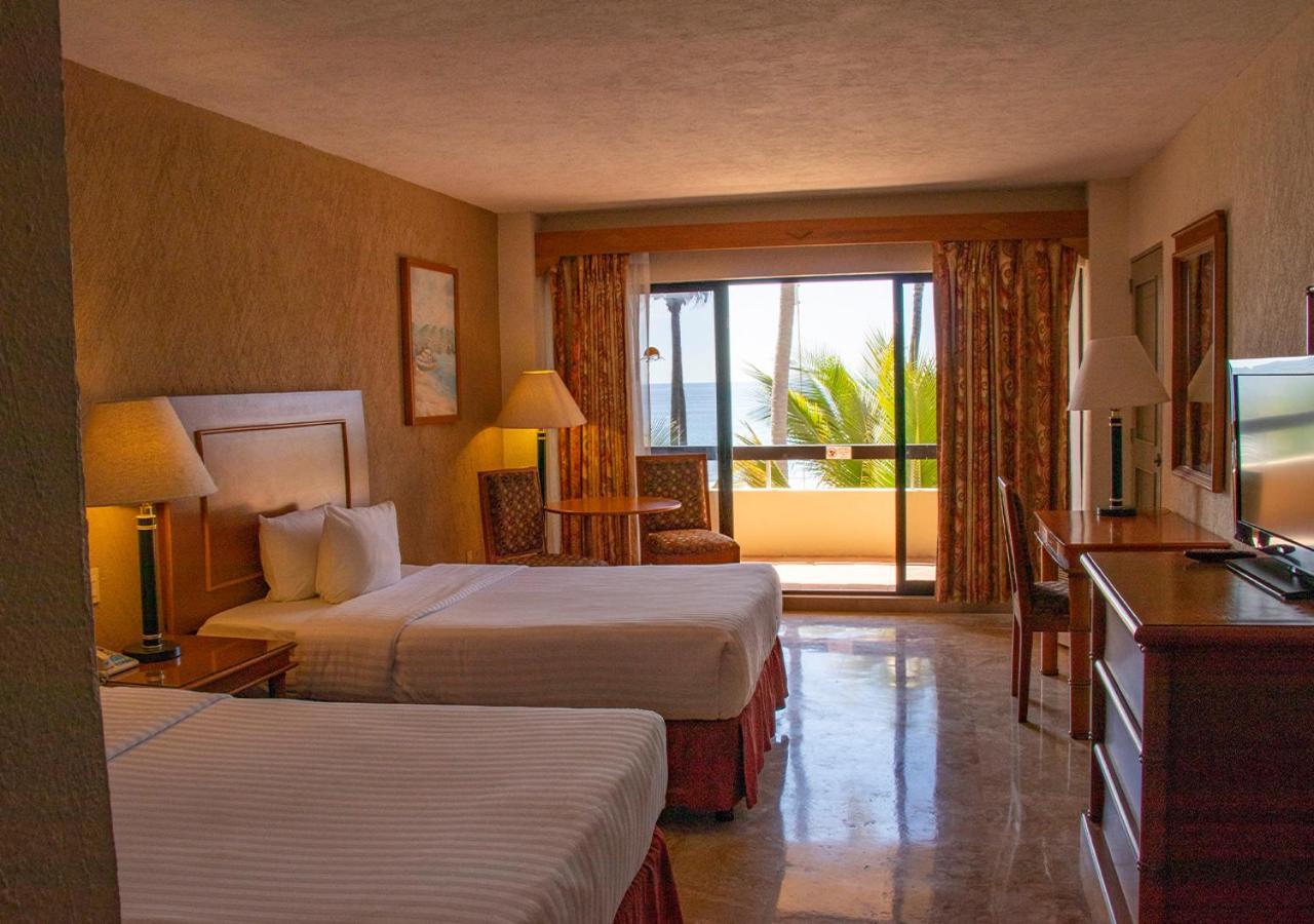 The Palms Resort Of 마사틀란 외부 사진