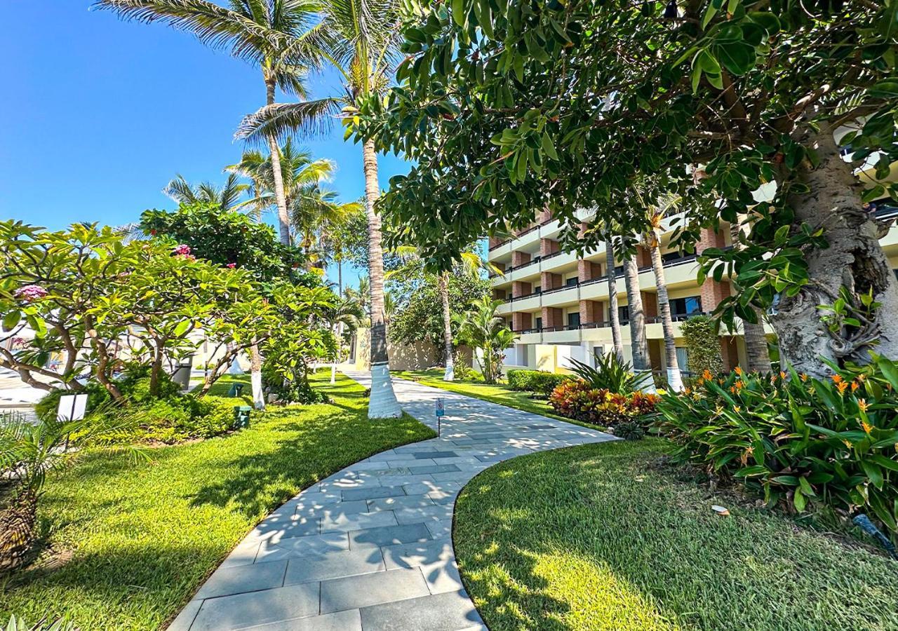 The Palms Resort Of 마사틀란 외부 사진